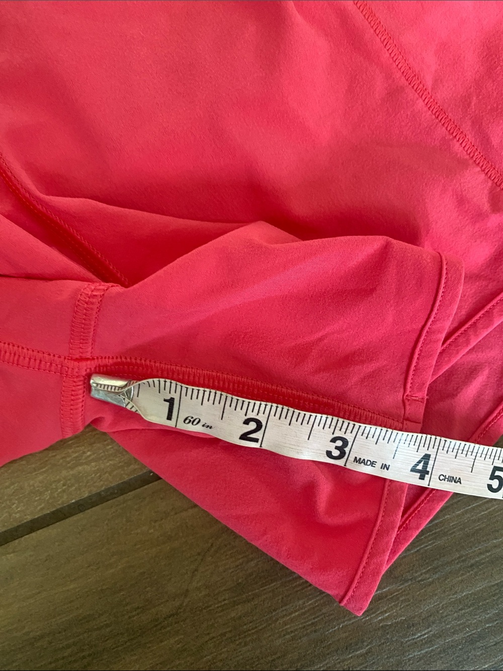 Lululemon Hotty hot high rise 4” workout shorts size 4 - Picture 2 of 6